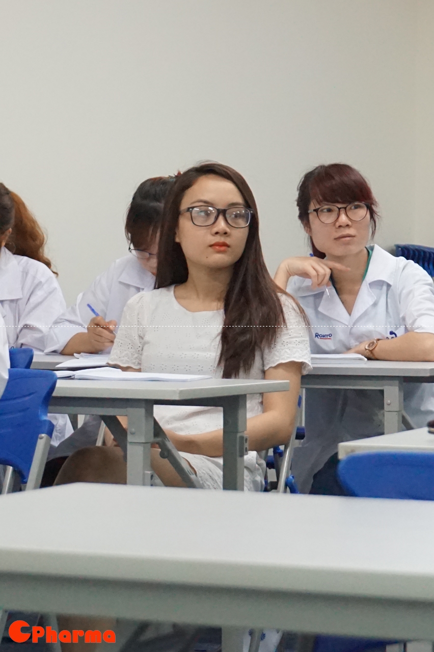 Training at ROHTO MENTHOLATIUM VIETNAM