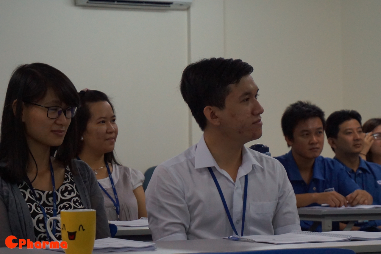 Training at ROHTO MENTHOLATIUM VIETNAM